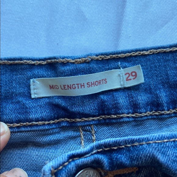 Levi’s Denim Distressed Shorts - Picture 3 of 5